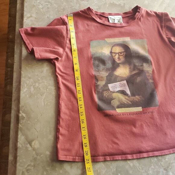 French Pastry Mona Lisa Short Sleeve Graphic Tee-Shirt - Picture 6 of 9